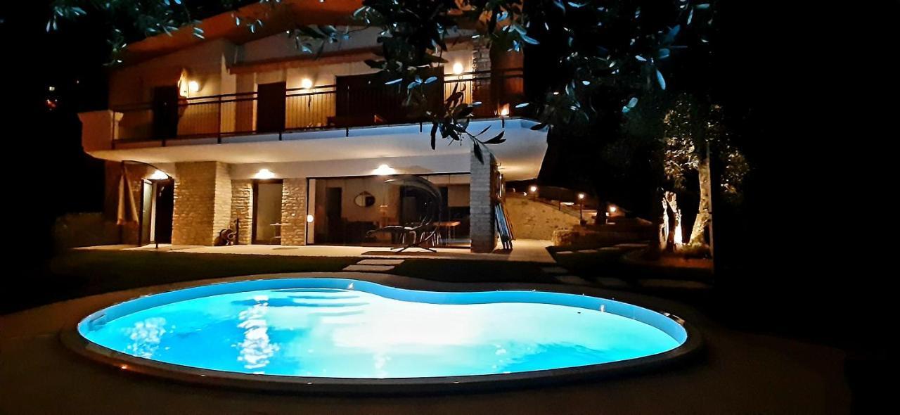 Villa Mimosa-Con Piscina E Vista Lago Brenzone sul Garda Exterior photo